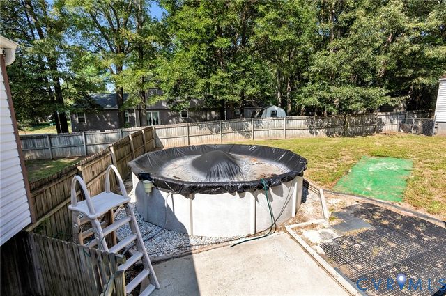 7175 Cactus Rd, Hanover, VA 23111