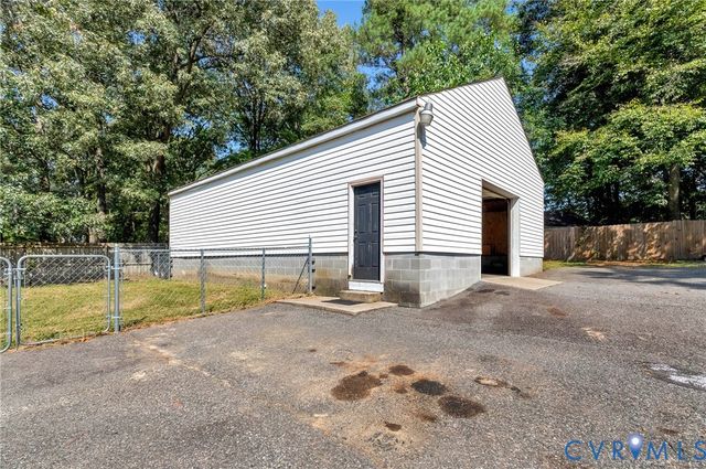 7175 Cactus Rd, Hanover, VA 23111