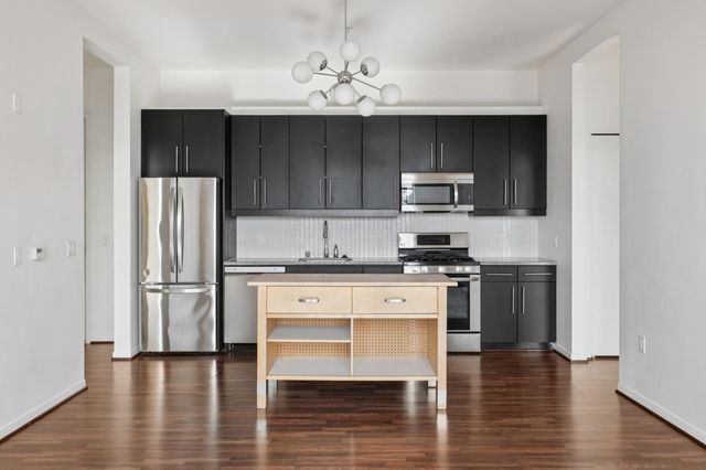 3801 3801 San Pablo Ave 207, Emeryville, CA 94608