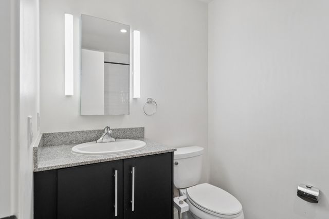 3801 3801 San Pablo Ave 207, Emeryville, CA 94608