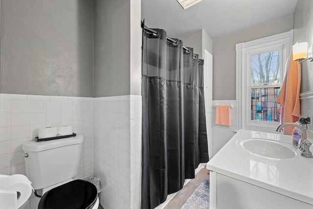 249 Pleasant St, Southbridge, MA 01550