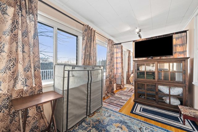 249 Pleasant St, Southbridge, MA 01550