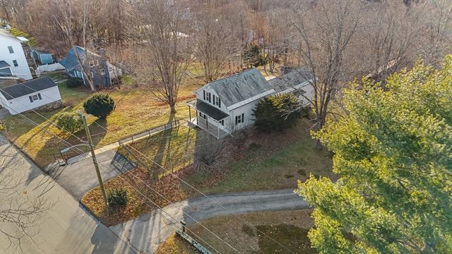 249 Pleasant St, Southbridge, MA 01550
