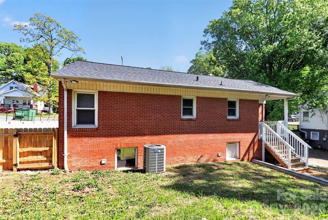 315 E 4th Avenue, Gastonia, NC 28054