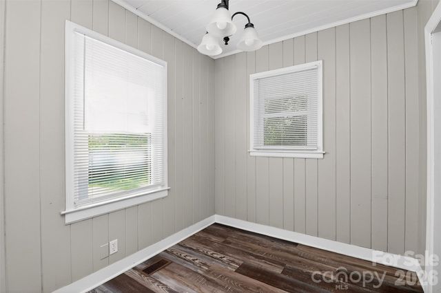 315 E 4th Avenue, Gastonia, NC 28054