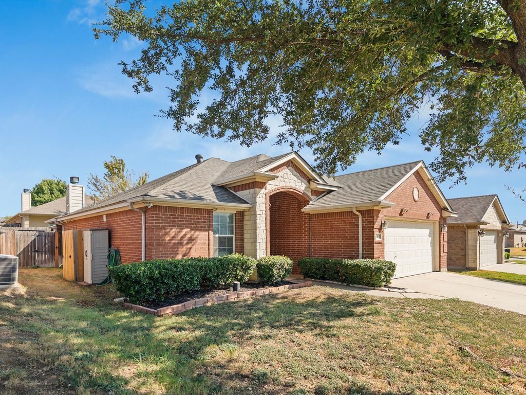 6504 Sierra Madre Drive, Fort Worth, TX 76179 — photo 2