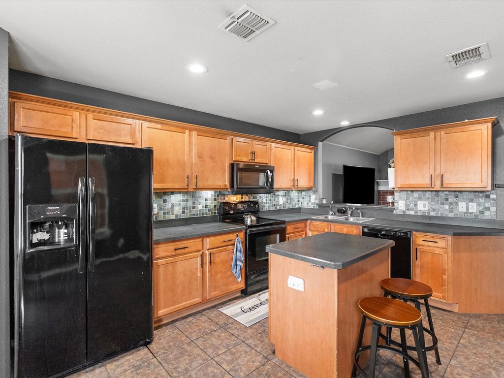 6504 Sierra Madre Drive, Fort Worth, TX 76179 — photo 3