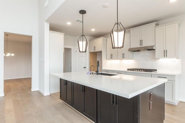 1735 Rustling Creek Drive, Missouri City, TX 77459