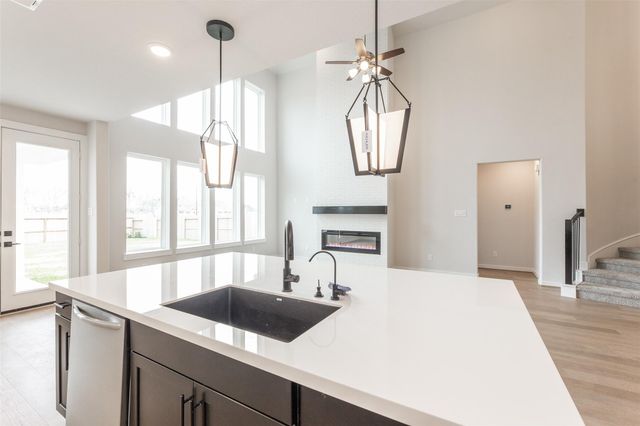 1735 Rustling Creek Drive, Missouri City, TX 77459