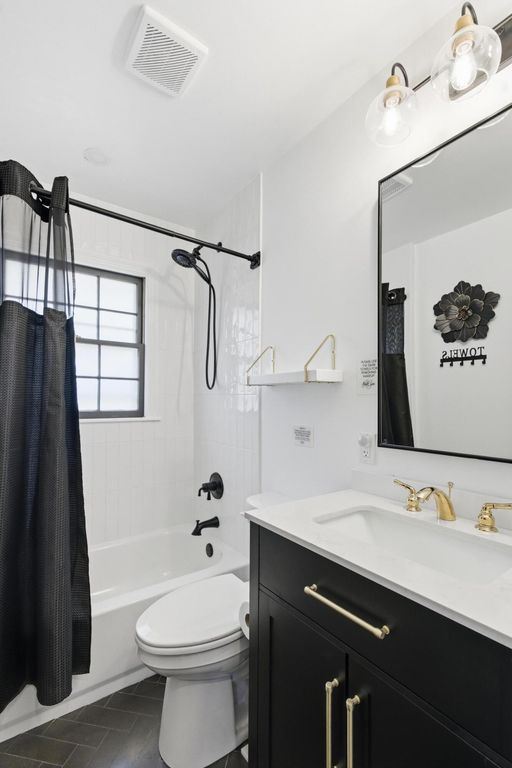 Image 27 of property listing at 5155 Monterey Street, North Charleston, SC 29405