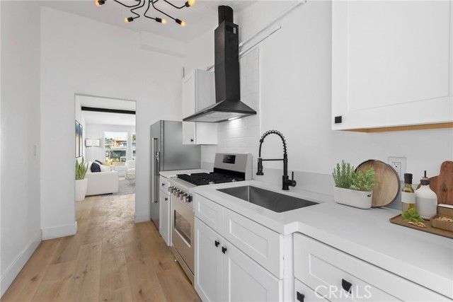 2626 E Anaheim, Long Beach, CA 90804