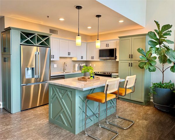 3311 Yupon Street 606, Houston, TX 77006