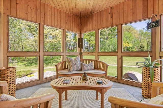 21019 France Boulevard, Lakeville, MN 55044