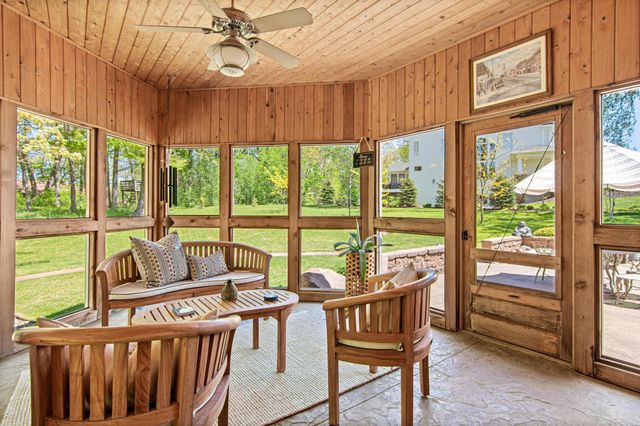 21019 France Boulevard, Lakeville, MN 55044