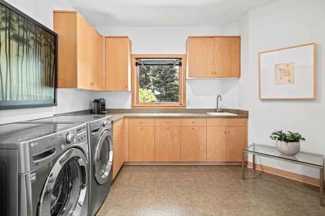 21019 France Boulevard, Lakeville, MN 55044