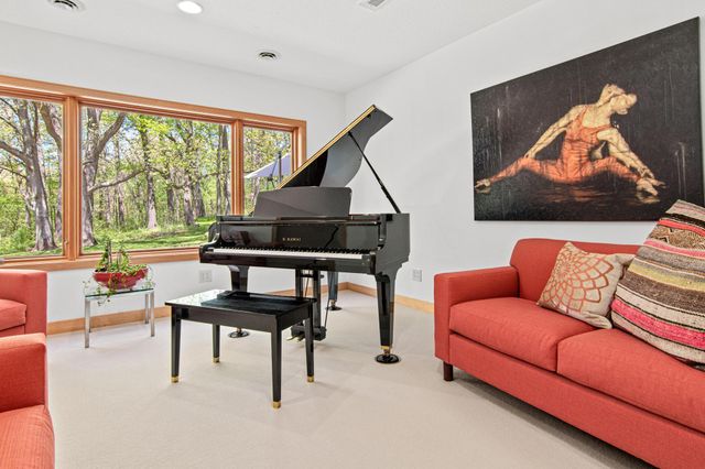 21019 France Boulevard, Lakeville, MN 55044