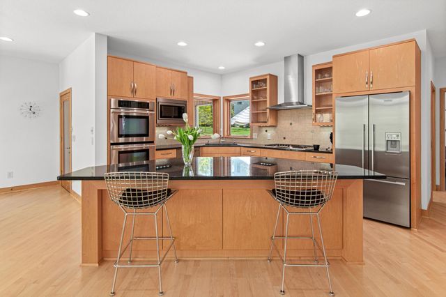 21019 France Boulevard, Lakeville, MN 55044