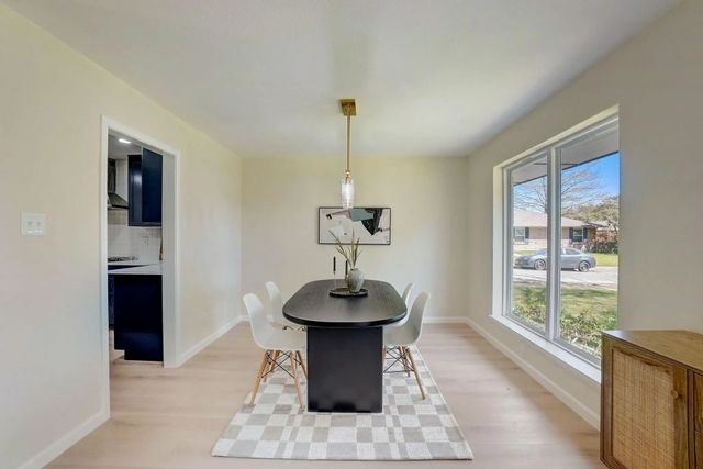 3040 Ponder Place, Dallas, TX 75229