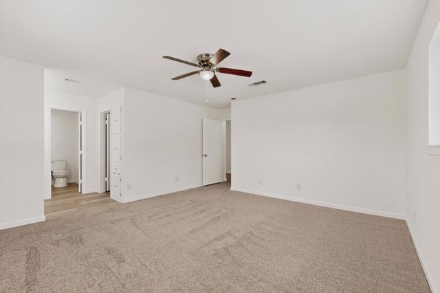 812 George ST, Taylor, TX 76574