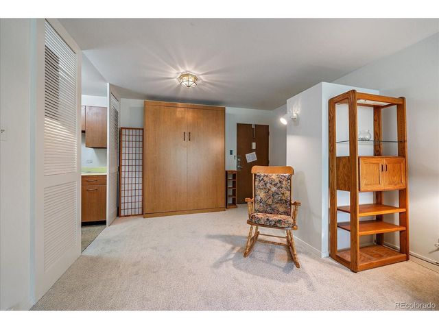 855 Pennsylvania St 305, Denver, CO 80203