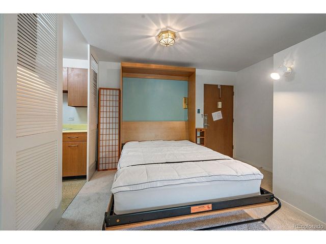 855 Pennsylvania St 305, Denver, CO 80203