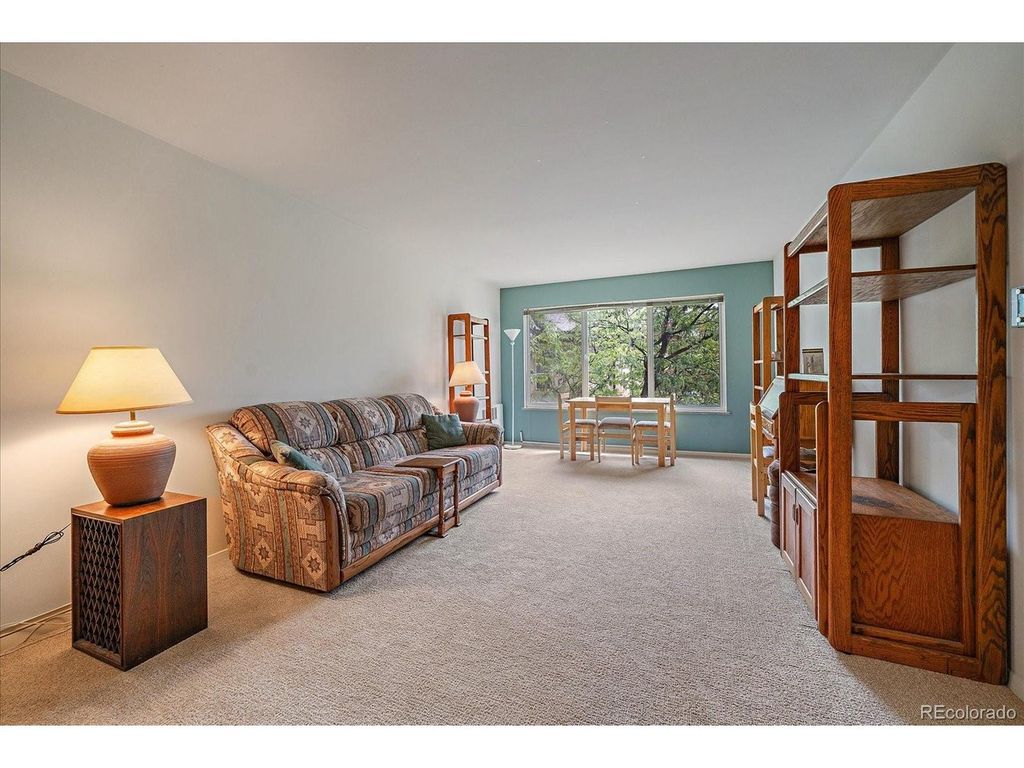 855 Pennsylvania St 305, Denver, CO 80203