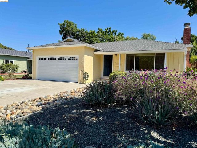 312 Walker Dr, Mountain View, CA 94043