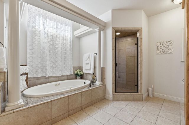 3296 Hollow Avenue, Madera, CA 93637