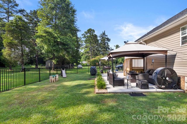 510 Roberts Avenue, York, SC 29745