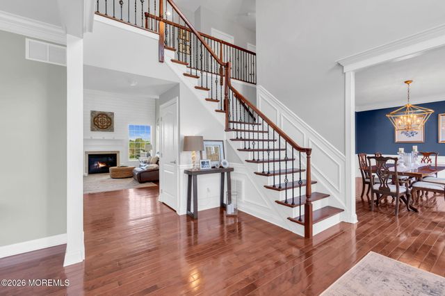 42 Ridgeview Way, Allentown, NJ 08501