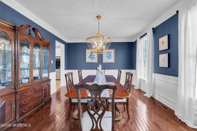 42 Ridgeview Way, Allentown, NJ 08501