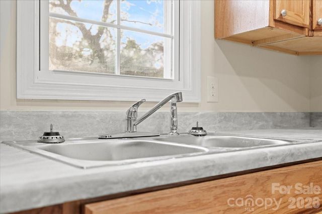 32 Roddy Street, Cheraw, SC 29520