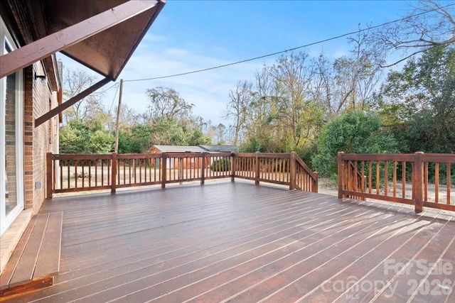 32 Roddy Street, Cheraw, SC 29520