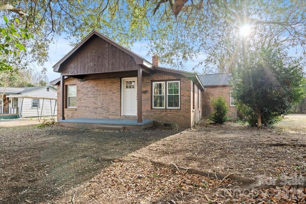 32 Roddy Street, Cheraw, SC 29520