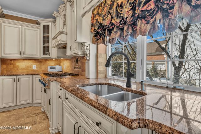 4 Sage Street, Holmdel, NJ 07733