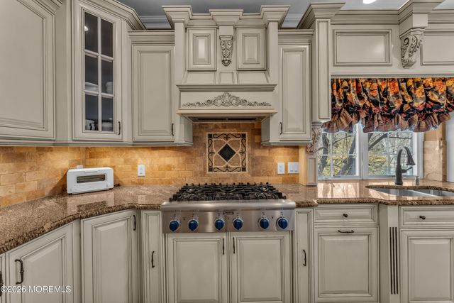 4 Sage Street, Holmdel, NJ 07733