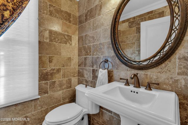 4 Sage Street, Holmdel, NJ 07733