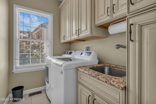 4 Sage Street, Holmdel, NJ 07733