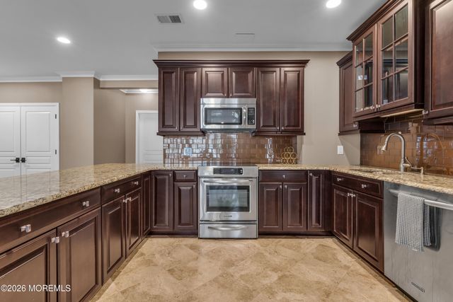 4 Sage Street, Holmdel, NJ 07733