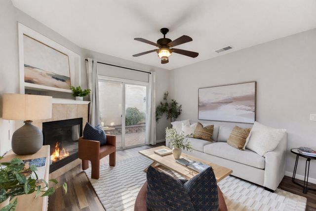 279 Marsalla Dr, Folsom, CA 95630