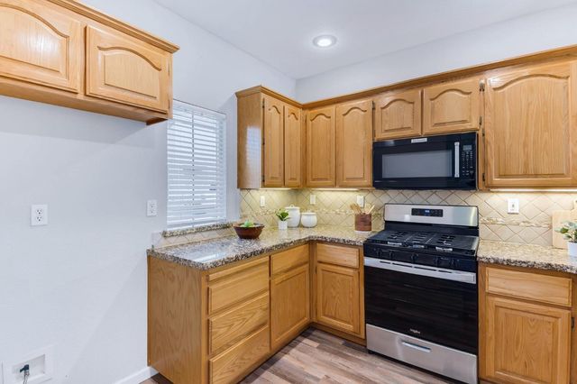 279 Marsalla Dr, Folsom, CA 95630