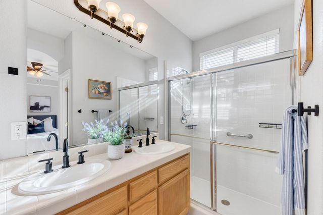 279 Marsalla Dr, Folsom, CA 95630