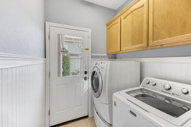 279 Marsalla Dr, Folsom, CA 95630