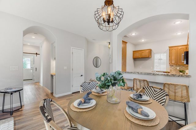 279 Marsalla Dr, Folsom, CA 95630