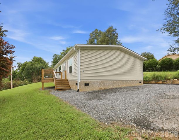 132 E View Drive, Mars Hill, NC 28754