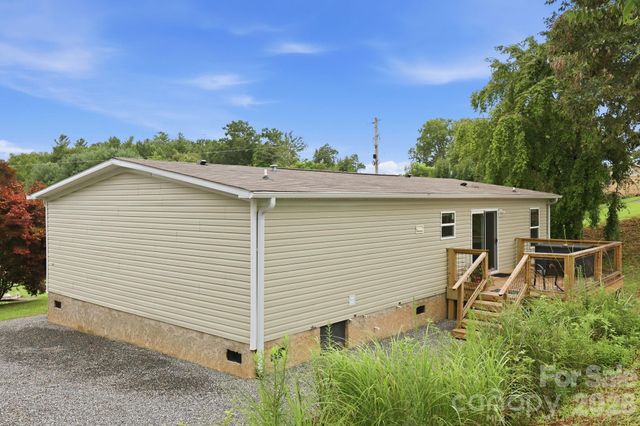 132 E View Drive, Mars Hill, NC 28754