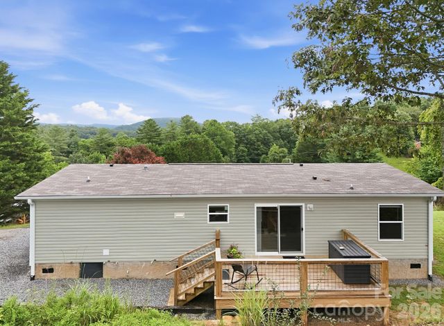 132 E View Drive, Mars Hill, NC 28754