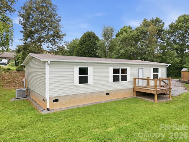132 E View Drive, Mars Hill, NC 28754