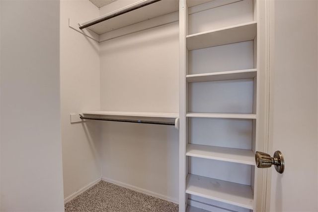 524 Sherwood Lane, Edmond, OK 73034