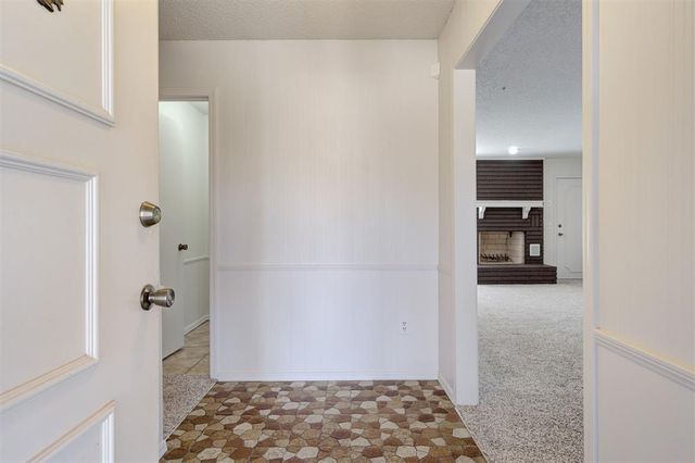 524 Sherwood Lane, Edmond, OK 73034